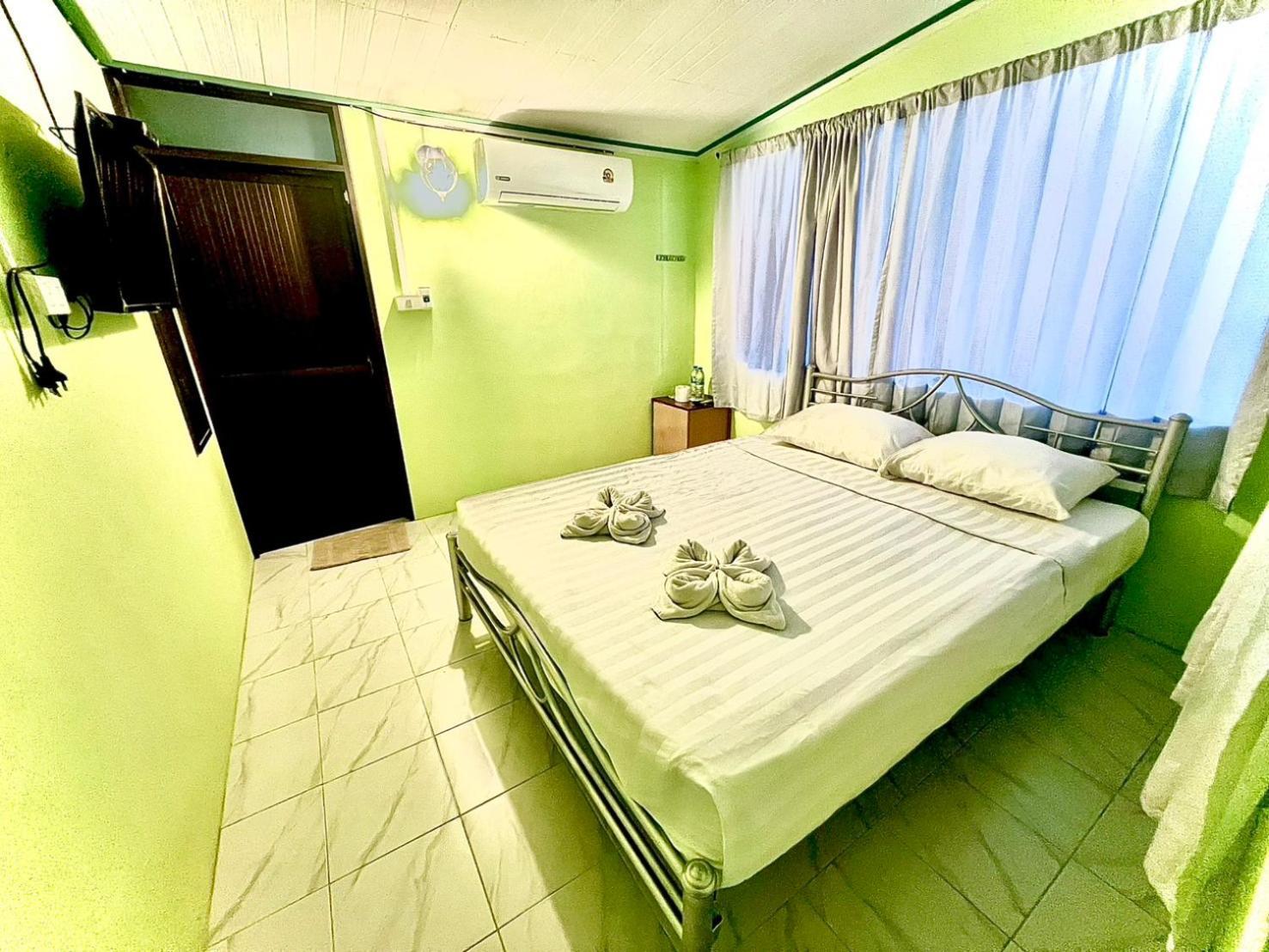 Khaosok Happy House Bed & Breakfast Khao Sok National Park Dış mekan fotoğraf